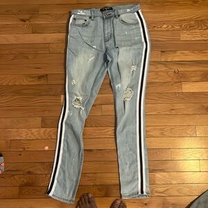 Brand new condition Serened skinny jeans.  Very trendy